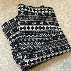 Old navy over belly maternity leggings